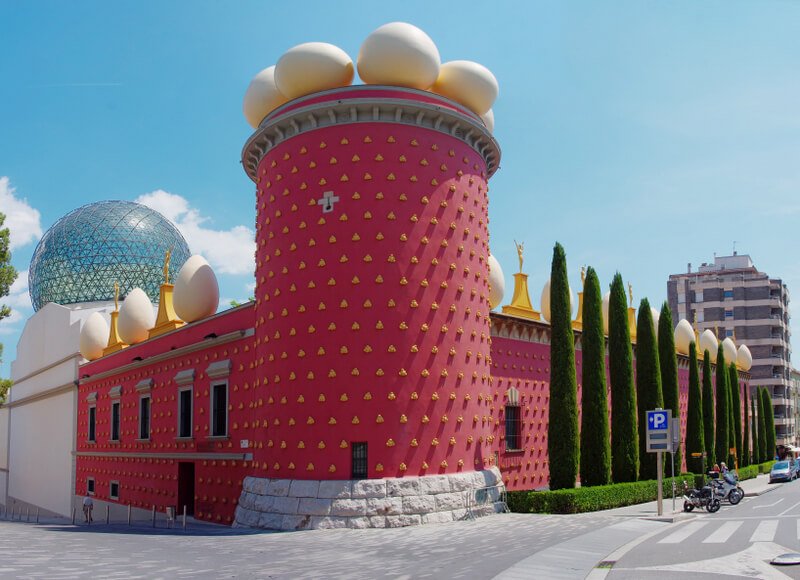 dali-theatre-museum-pic